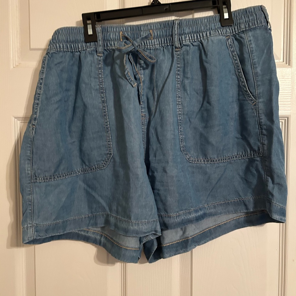 Torrid Light Blue Casual Cargo Shorts Size 2